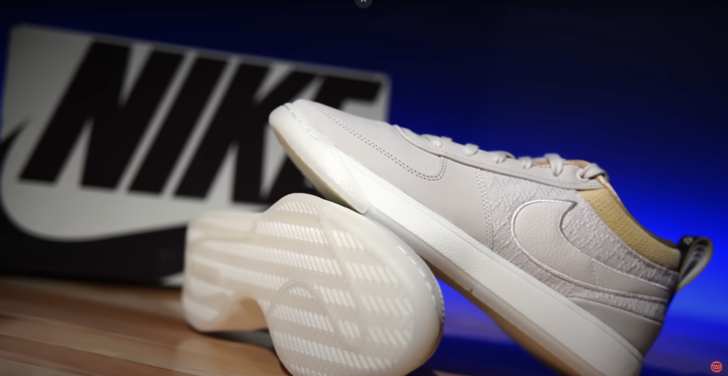 Nike Book 1 overall